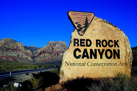 美国内华达州拉斯维加斯红岩峡谷国家养护区入口标志图片