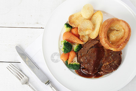 烤牛肉晚饭肉丸桌子晚餐布丁食物英语午餐牛肉图片