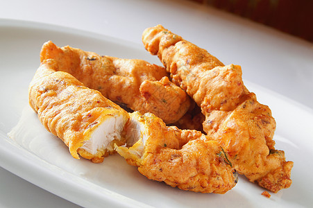 Pakora鸡肉白色黄色起动机油炸香料小吃主菜午餐公克图片
