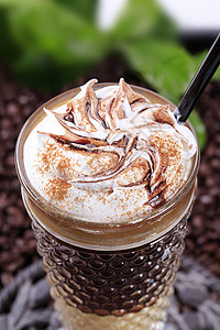 液化咖啡咖啡吸管热饮奶油牛奶肉桂玻璃图片