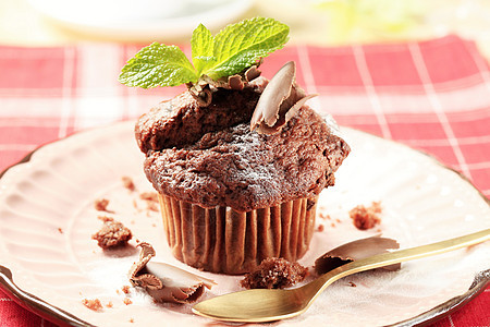 巧克力松饼勺子甜点早餐小吃食物棕色脆片盘子蛋糕巧克力图片