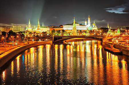 莫斯科克里姆林宫晚上 俄罗斯图片