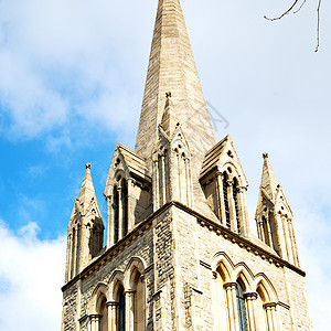 旧的建筑和历史 而不是在英国山丘上旅游宗教雕塑地标王国大教堂天空棕褐色城市建筑学图片