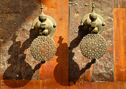摩洛哥装饰的铜门把手 摩洛哥图片