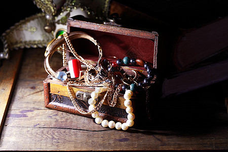 木材珠宝个人配饰对象石头宝石琥珀色静物耳环多样性艺术图片
