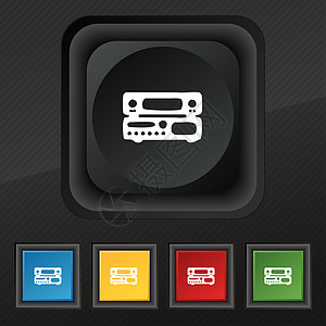 无线电 接收器 扩音器图标符号 在黑色纹理上为您设计5个彩色 时髦的按钮图片