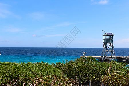 海中的岛屿蓝色太阳海洋海景海滩海岸线热带情调海岸假期图片