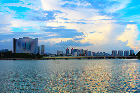 中国中国高楼建筑晴天景观建筑学海岸城市摩天大楼蓝色商业办公室天际图片