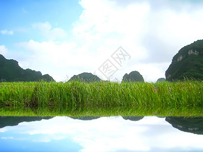 越南 宁平Trang An 宁平Ninh Binh蓝色池塘孤独海洋风景天空天气漂浮钓鱼假期图片