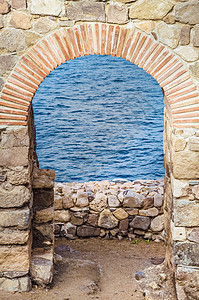 堡垒的过道石头建筑学地标通道建筑围墙石墙城墙水面防御图片