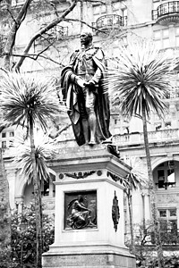 英国伦敦古城的大理石和雕像雕塑文化柱子王国石头首都狮子正方形纪念馆历史图片
