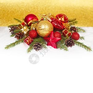 圣诞节雪雪上装饰金子装饰品松树风格盒子卡片礼物展示红色绿色图片