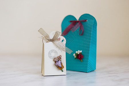 手工礼品盒创造力丝带礼物盒礼物白色工艺惊喜盒子购物香草图片