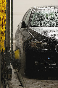 洗车站刷子泡沫隧道黑色玻璃汽车运输肥皂洗涤蓝色图片