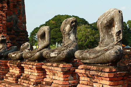 泰国的Ayutthaya 历史公园中的佛教寺庙盛世旅游旅行氛围雕像材料宗教建筑物蓝色艺术背景图片