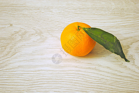 新鲜橙子水果绿色食物自然柑桔图片