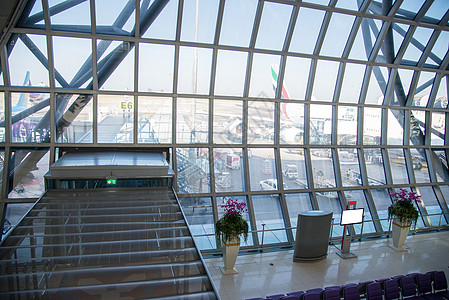 苏纳布胡密机场是泰国航空公司的主要枢纽旅游建筑大厅商业玻璃旅行民众建筑学人行道运输图片