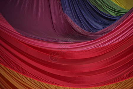 以美丽的颜色填充降落伞的部件Name图片