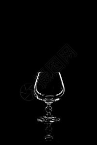 白兰地透明玻璃工作室奢华庆典反射派对黑色液体酒吧杯子食物图片