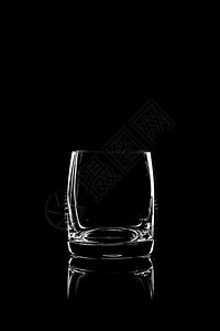 白兰地透明玻璃酒精奢华黑色食物杯子酒吧庆典派对工作室水晶图片