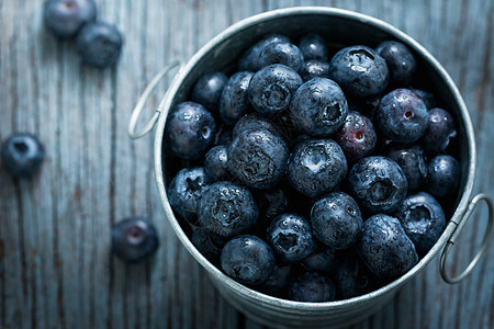 蓝莓叶子食物采摘蓝色覆盆子浆果收成营养小吃蔬菜图片