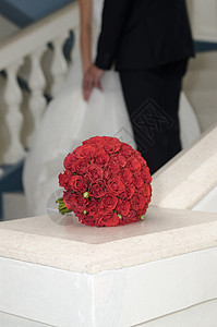 红玫瑰花束套装红色妻子庆典白色婚姻仪式裙子新娘新郎图片