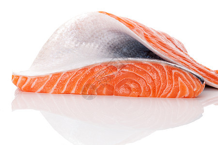 生鲑鱼块皮肤牛扒红色鱼片海鲜寿司水平橙子横截面烹饪图片