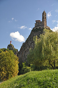 的 Mont dAiguilhe岩石教堂火山旅游建筑纪念碑教会地标石头旅行图片