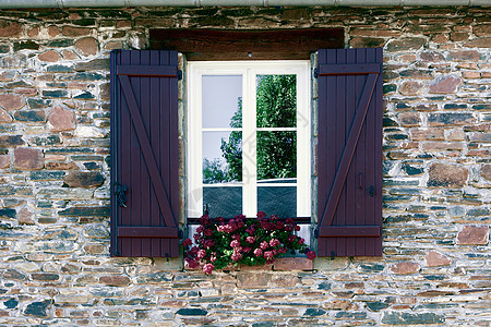 窗户遗产历史性建筑学快门安全石头住宅调子框架木板背景图片