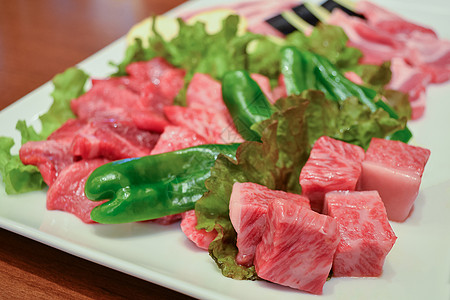 Wagyuyu高级日本牛肉 准备烧烤 亚基尼库图片