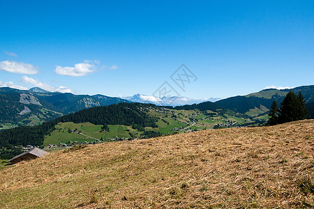 阿尔卑斯山山区地貌假期天空旅行波峰游客旅游佛兰山脉图片