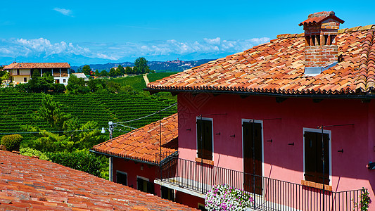 传统意大利村的观观观历史旅游蓝色石头场景建筑学天际天线景观街道图片