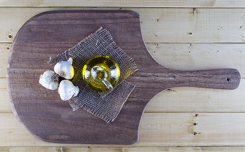 大蒜和橄榄油灯泡敷料沙拉酱乡村烹饪调味图片