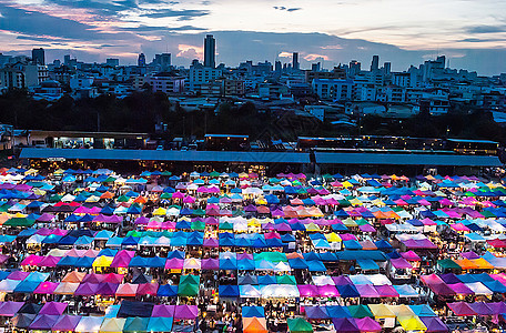 曼谷夜市的区城镇的颜色阳光天空建筑市中心城市旅行日落纪念碑紫色太阳图片