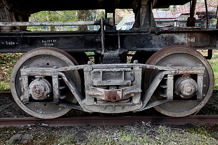 旧铁路车轮车皮焊接金属铁轨轨枕罪犯骑术齿轮领带自由图片