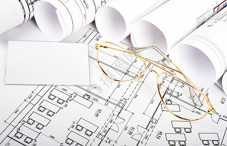 蓝图上戴眼镜的空白卡片背景图片