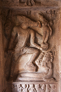 巴达米建筑纪念碑游客帝国洞穴雕刻历史地标崇拜寺庙图片