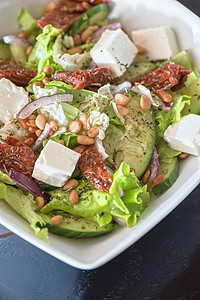 Salad feta奶酪美食坚果饮食叶子黄瓜沙拉食物草药香肠午餐图片