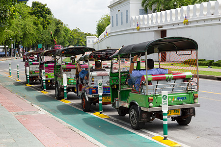 TukTuk 的列图片