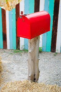 红邮箱邮资信封服务邮件盒子邮递员送货金属邮政红色图片