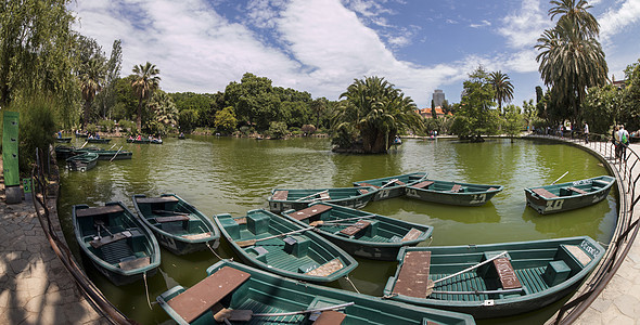 美丽的城堡公园绿色天空旅行地标公园棕榈旅游图片