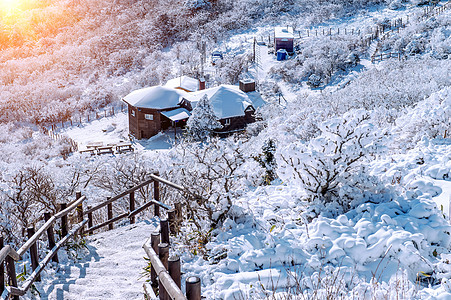 南韩冬季下雪淹没了Deogyusan山脉风景墙纸山脉森林国家天空公园故事太阳爬坡图片