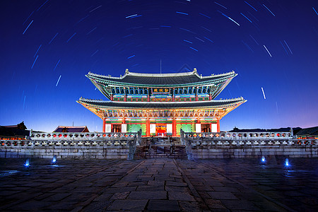 夜里在科雷亚的汉城 有星际足迹的宫殿历史性城市星迹皇家网关历史地标堡垒道路城堡图片