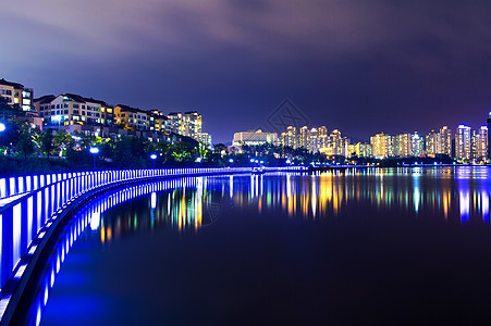 韩国晚上有多彩的桥和城市风景旅行吸引力旅游记录世界展示公园彩虹首都景观图片