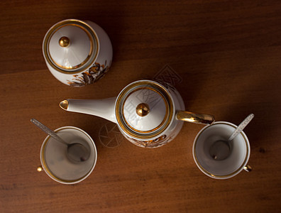 咖啡具用餐茶壶金子水壶木头餐具食物陶瓷环境桌子图片