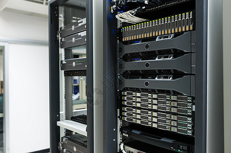 网络服务器务器数据系统技术云计算节点中心保安计算机农场图片