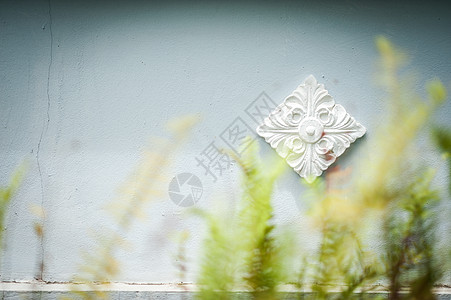 带柔和灯光的泰式雕刻花线叶子寺庙工作风格装饰品墙纸建筑学装饰图片