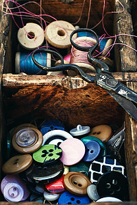 过时的缝纫包乐器爱好衣服刺绣针线细绳成套工作盒子针线活图片