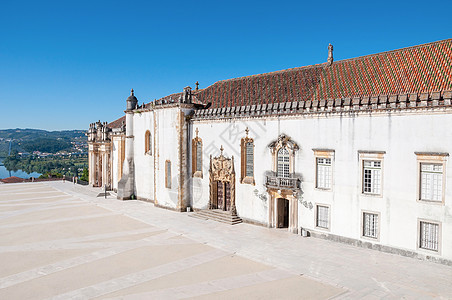 Coimbra大学主广场历史教育建筑学校柱子旅行校园建筑学蓝色图书馆图片