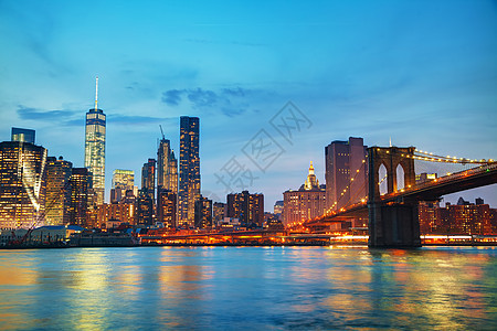 夜里纽约市市风景天际建筑学景观摩天大楼城市建筑市中心办公室都市地标图片
